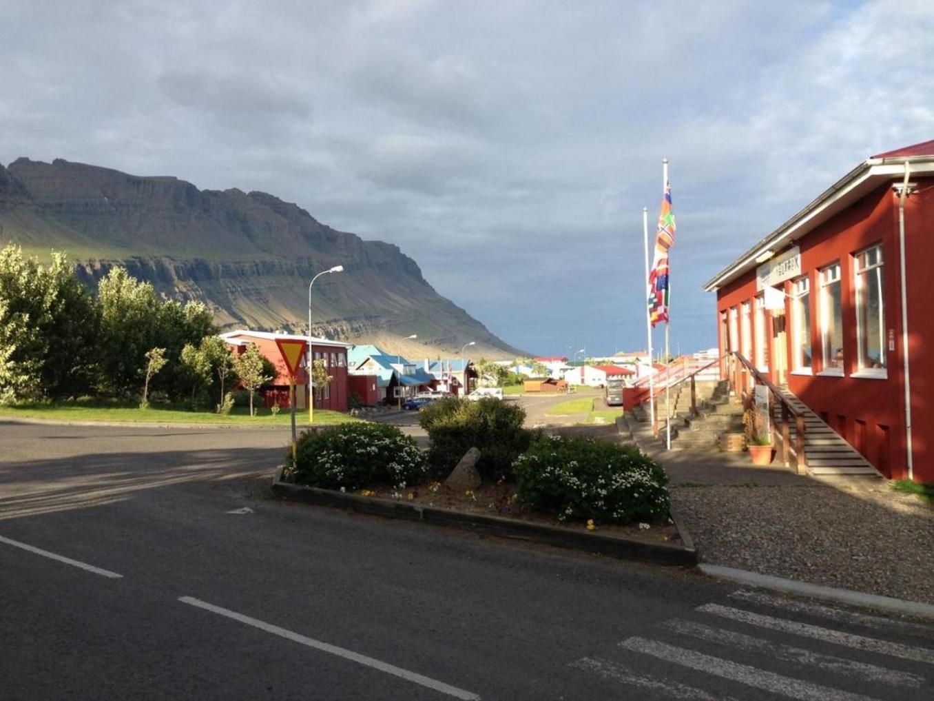 Hotel Post Breiðdalsvík Exterior foto